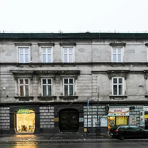 https://comfortcracow-apartments.krakowhotelspoland.com